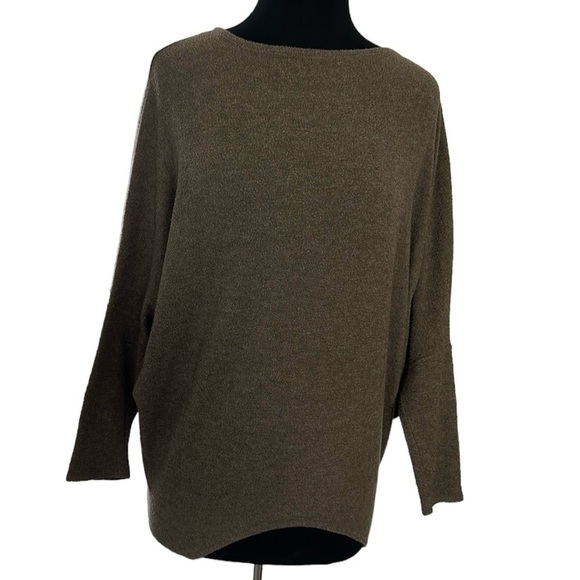 Story Dark Green Soft Knot Drop Shoulder Sweater Size Small - Picture 1 of 8